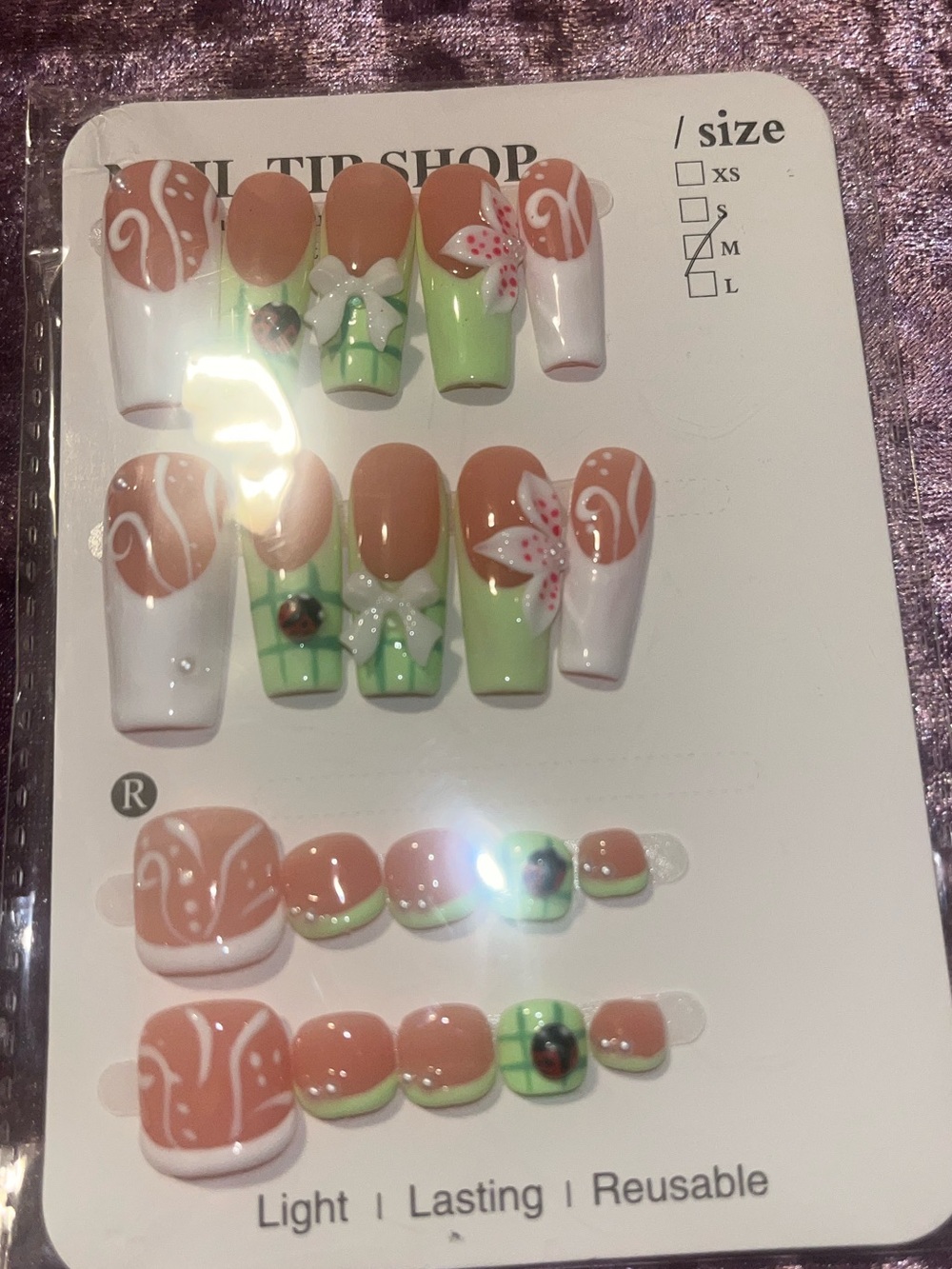 Press-On Nail Set - Green & Peach Floral Design